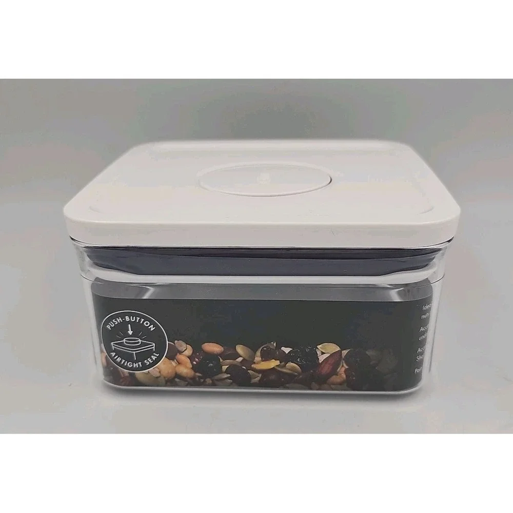 OXO Good Grips POP Container - Airtight Food Storage - Small Square Short 1.1 Qt